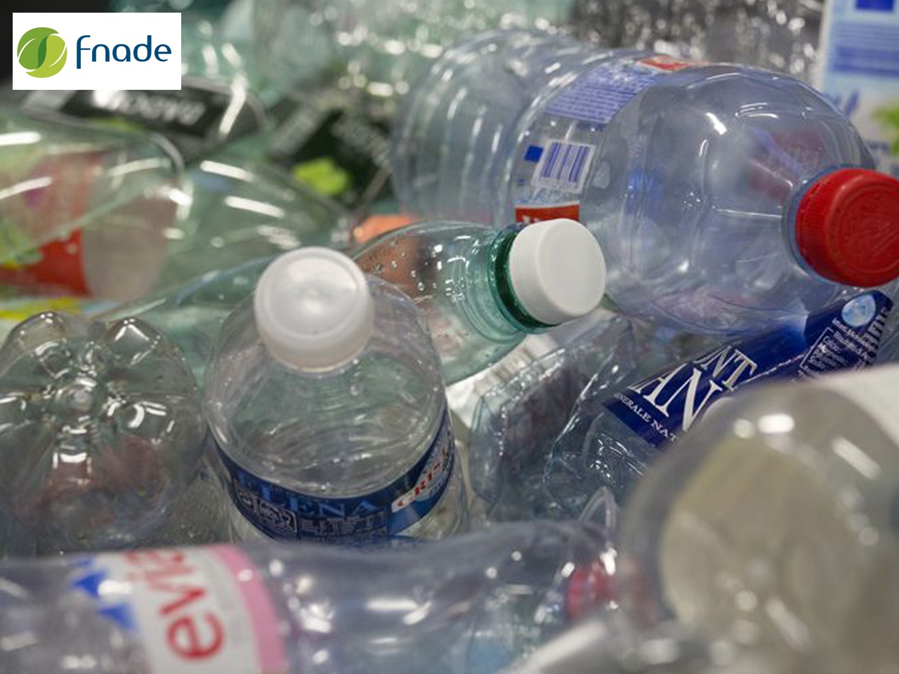 Bouteilles plastiques : la FNADE salue l’accord final européen sur la réincorporation des matières recyclées