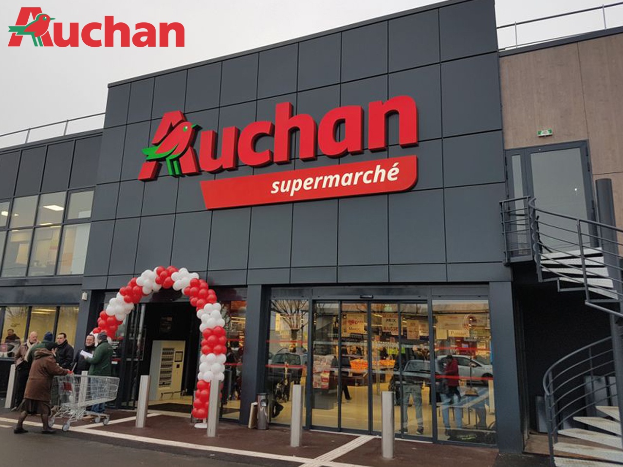 Auchan Retail France cède 21 sites