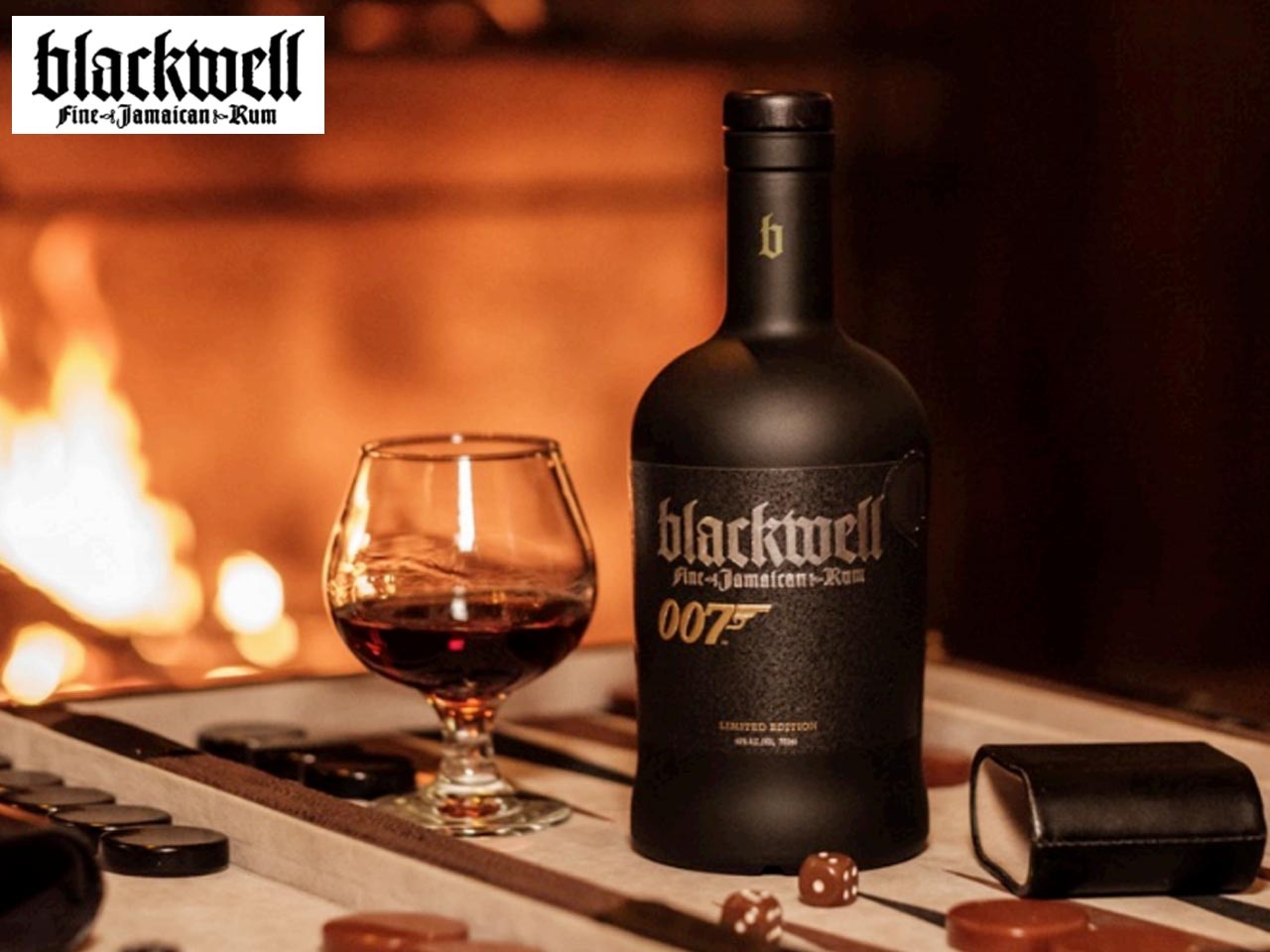 Chris Blackwell dévoile une édition limitée 007© de son rhum Jamaïcain, le rhum Blackwell